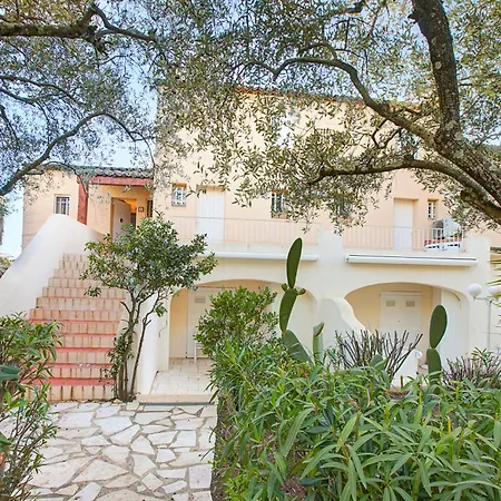 Apartmán Pinet - Near St Tropez - Pool - Happy Saint Tropez